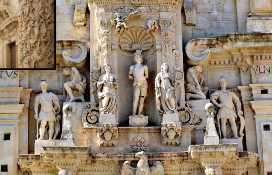 Circuit Splendida Italia  – Statue baroque dans le village de Ferla, Sicile