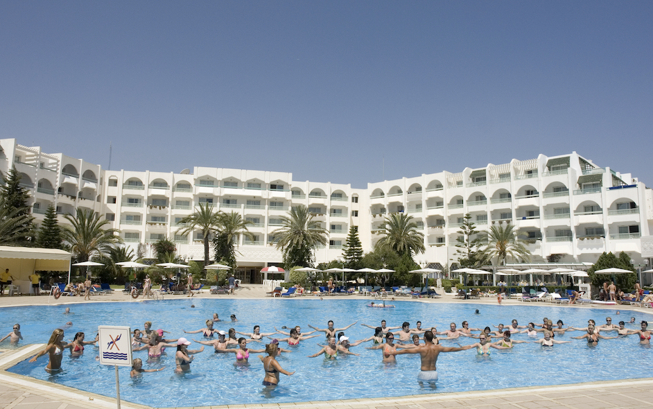 El Mouradi Palace-animation piscine 2