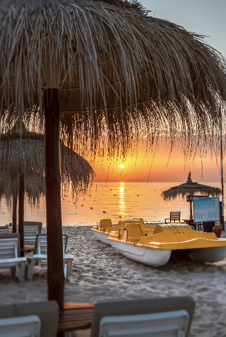 El Mouradi Palace- Coucher de soleil sur la plage 