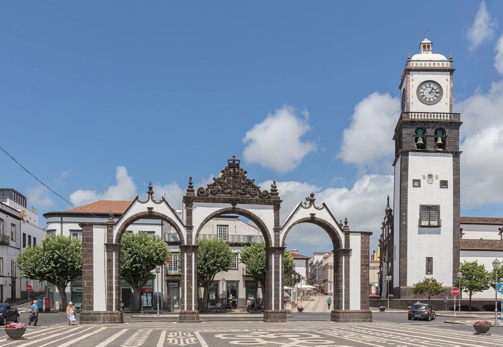 Portas da Cidade à Ponta Delgada – circuit découverte Portugal 2026