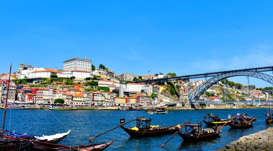 Croisière en bateau rabelo sur le Douro à Porto – circuit découverte Portugal 2026