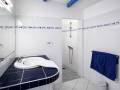 Salle-de-bain-moderne-bungalow-Deshaies