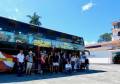 Groupe devant l’autobus VIP de San José