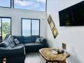 Salon confortable avec vue océan