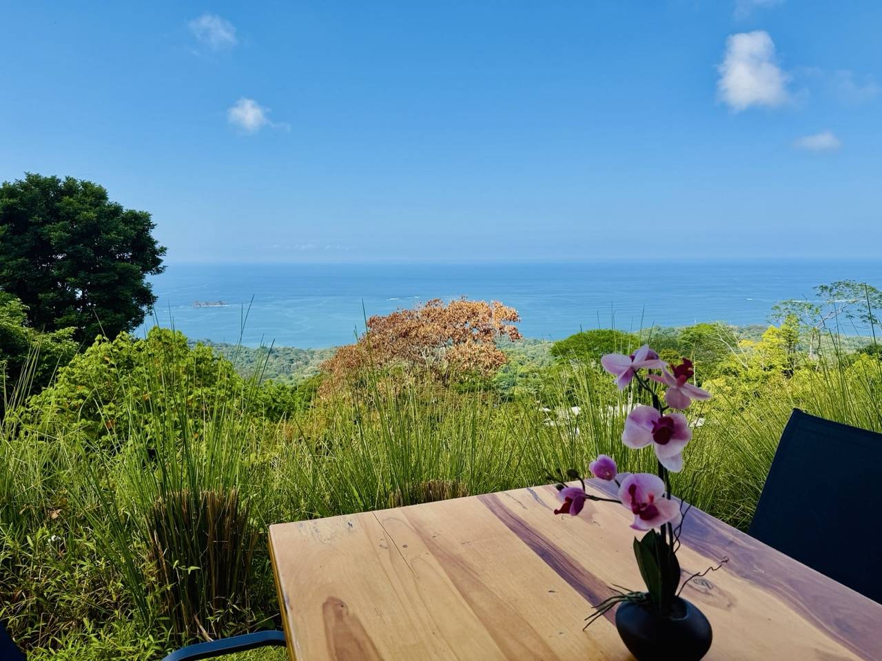 Terrasse de la Villa 4 chambres Uvita avec vue sur l'océan Pacifique