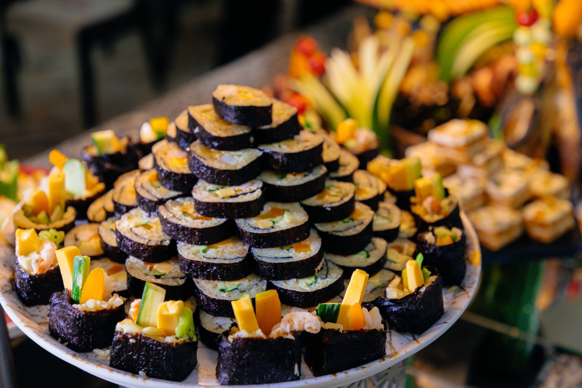 Plateau de sushis au buffet du Marhaba Royal Salem.